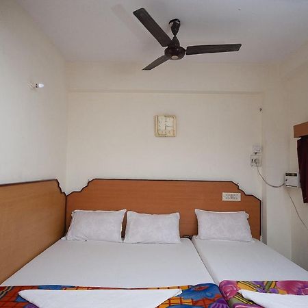 Spot On 38565 Hotel Surya Thiruvengadam St Chennai Bagian luar foto