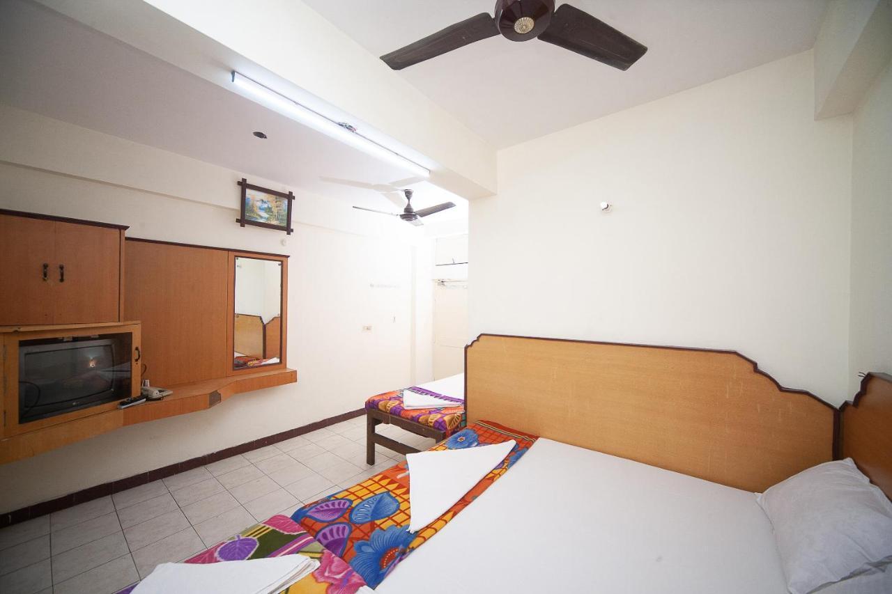 Spot On 38565 Hotel Surya Thiruvengadam St Chennai Bagian luar foto